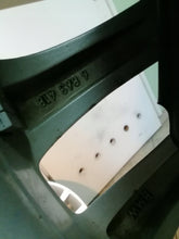 Load image into Gallery viewer, 1x Alufelge 18 Zoll 8.0" 5x112 30ET Glanz Silber 6863418 BMW 5 G31 G30 Rim Wheel FEL8283376867vl