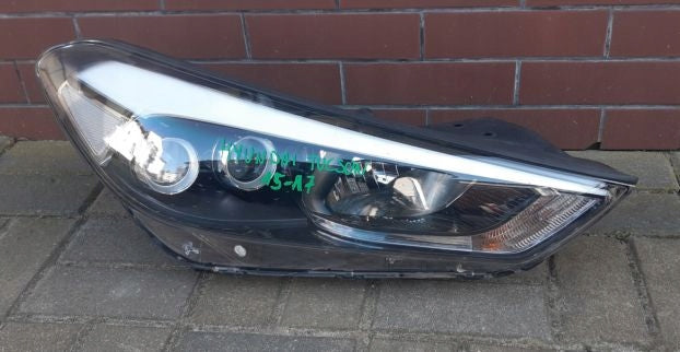 Frontscheinwerfer Hyundai Tucson 92102-D7200 Rechts Scheinwerfer Headlight