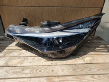 Laden Sie das Bild in den Galerie-Viewer, Frontscheinwerfer Hyundai Elantra VII 92101-AA LED Ein Stück (Rechts oder Links) SCH6619254864ph