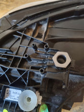 Laden Sie das Bild in den Galerie-Viewer, Frontscheinwerfer BMW G31 G30 5A26FA4-02 LED Rechts Scheinwerfer Headlight