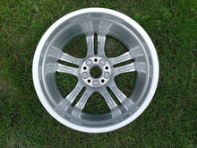 Laden Sie das Bild in den Galerie-Viewer, 1x Alufelge 18 Zoll 7.5&quot; 5x112 56ET 8P0601025AJ Audi Rim Wheel