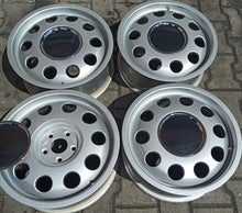 Laden Sie das Bild in den Galerie-Viewer, 4x Alufelge 15 Zoll 6.0&quot; 5x100 38ET Glanz Silber 8LO601025E Audi Rim Wheel