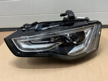 Laden Sie das Bild in den Galerie-Viewer, Frontscheinwerfer Audi A5 8T0941005C Xenon Links Scheinwerfer Headlight