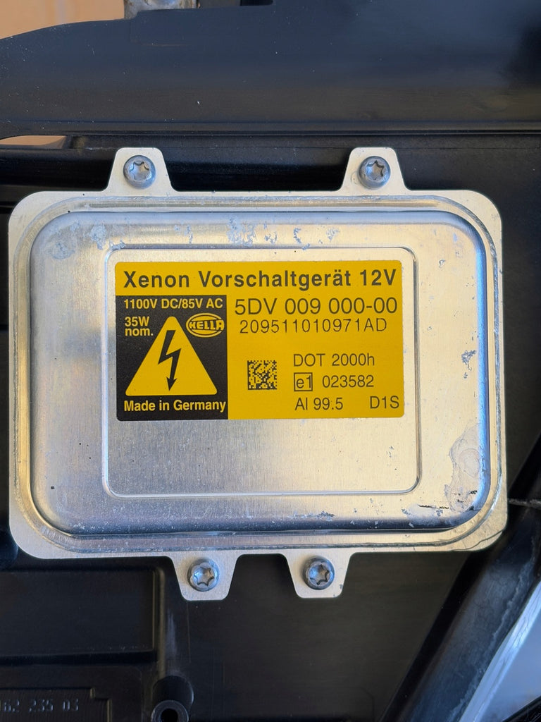 Frontscheinwerfer BMW E60 E61 Xenon Links Scheinwerfer Headlight SCH4935350020qi