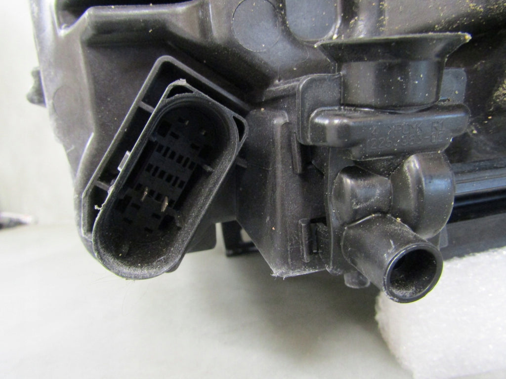 Frontscheinwerfer Mercedes-Benz W247 A2479061004 LED Rechts Headlight SCH3557112169ty