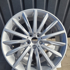 1x Alufelge 19 Zoll 8.0