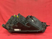 Laden Sie das Bild in den Galerie-Viewer, Frontscheinwerfer Skoda Karoq 57B941016B Full LED Rechts Scheinwerfer Headlight SCH4215163552rt
