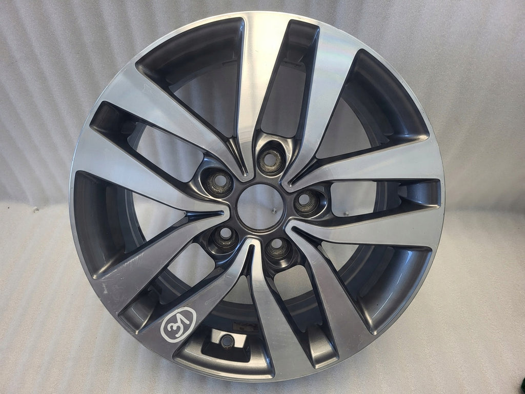 1x Alufelge 16 Zoll 6.5" 5x114.3 50ET 52910-G4200 Hyundai I30 I40 Rim Wheel