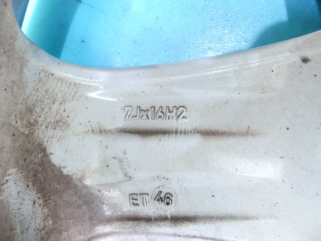 1x Alufelge 16 Zoll 7.0" 5x114.3 46ET 1338461 Toyota Rim Wheel