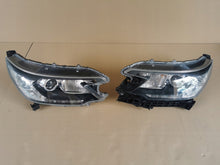 Laden Sie das Bild in den Galerie-Viewer, Frontscheinwerfer Honda Crv Cr-V I Xenon Rechts Scheinwerfer Headlight SCH4311894199cr
