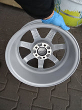 Load image into Gallery viewer, 1x Alufelge 16 Zoll 7.0" 5x108 48ET Glanz Silber GR70638P81-0 Rim Wheel FEL1044391790zt