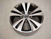 Load image into Gallery viewer, 4x Alufelge 18 Zoll 8.0&quot; 5x112 44ET Glanz Graphit 3C0601025 Mg Passat Rim Wheel