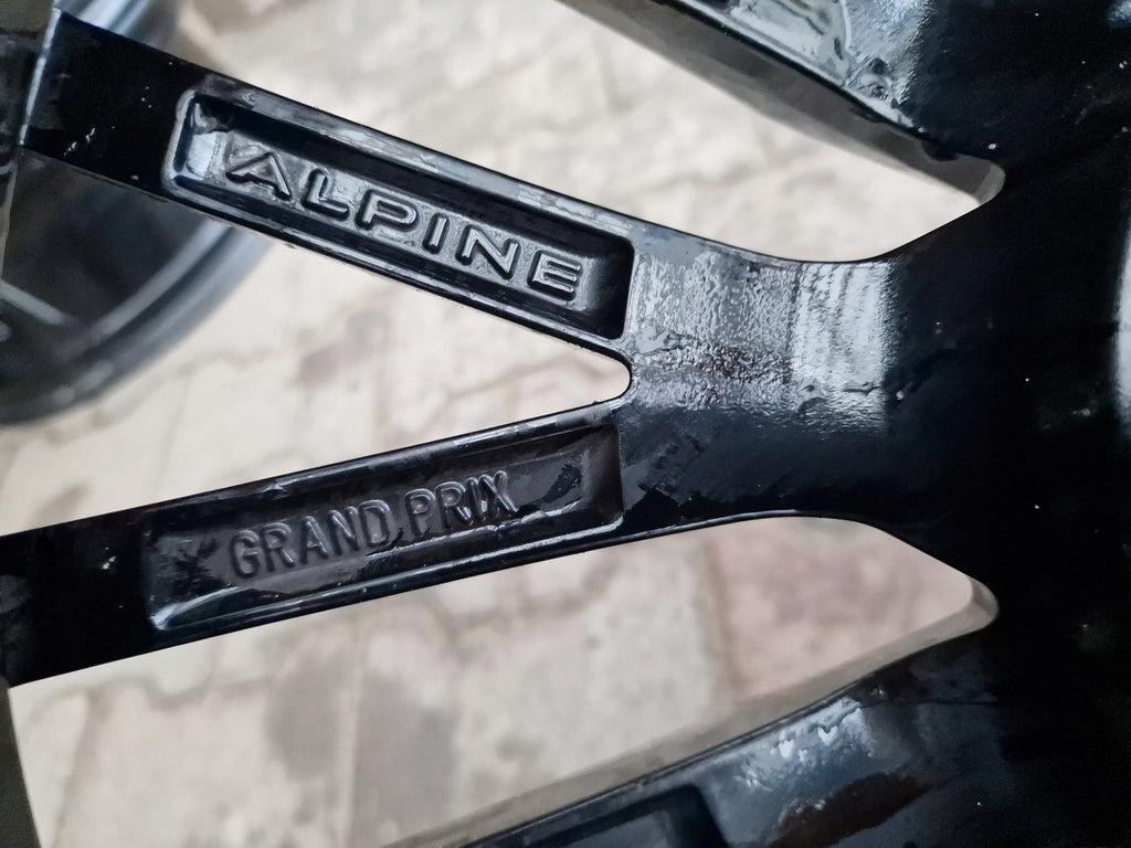 1x Alufelge 18 Zoll 7.0" 5x114.3 29ET Glanz Schwarz 6020018785 Alpine Grand