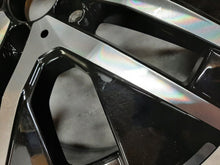 Laden Sie das Bild in den Galerie-Viewer, 1x Alufelge 18 Zoll 7.5&quot; 5x112 53ET A2474012700 Mercedes-Benz Glb X247 Rim Wheel