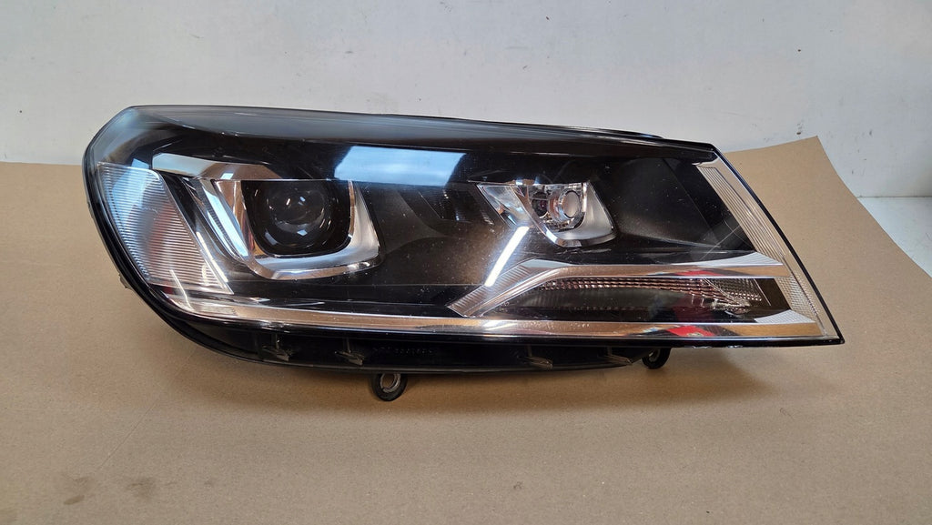 Frontscheinwerfer VW Touareg 7P1941032 1EL01193702 Xenon Rechts Headlight