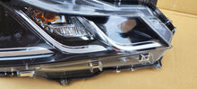 Laden Sie das Bild in den Galerie-Viewer, Frontscheinwerfer Toyota Corolla LED Rechts Scheinwerfer Headlight SCH1452853815hq