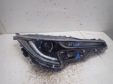 Laden Sie das Bild in den Galerie-Viewer, Frontscheinwerfer Toyota Corolla 81110-02S70 LED Rechts Scheinwerfer Headlight