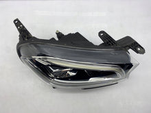 Laden Sie das Bild in den Galerie-Viewer, Frontscheinwerfer Mercedes-Benz A4709060900 LED Rechts Scheinwerfer Headlight SCH6641547656qr
