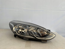 Laden Sie das Bild in den Galerie-Viewer, Frontscheinwerfer Ford Fiesta Grand C-Max AM51-13W029-AE Rechts Headlight