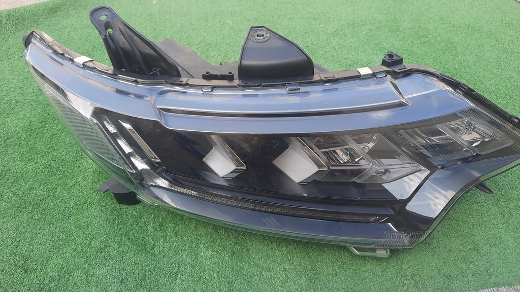 Frontscheinwerfer Mitsubishi Outlander 8301D3-32 Full LED Rechts Headlight