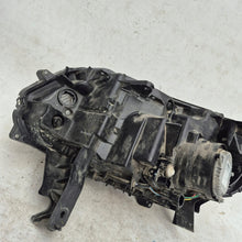 Laden Sie das Bild in den Galerie-Viewer, Frontscheinwerfer Renault Alaskan Full LED Rechts Scheinwerfer Headlight SCH6432418114gw