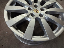 Load image into Gallery viewer, 1x Alufelge 20 Zoll 9.0" 5x130 7P5601025B Porsche Cayenne Rim Wheel FEL9238933387zj