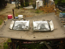 Load image into Gallery viewer, Frontscheinwerfer Hyundai Galloper 1360150 Links Scheinwerfer Headlight