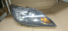 Laden Sie das Bild in den Galerie-Viewer, Frontscheinwerfer Ford Focus 8M51-13D154-CE Xenon Rechts Scheinwerfer Headlight SCH6164411992dq