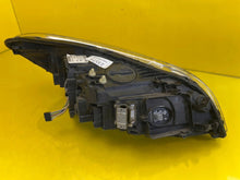 Laden Sie das Bild in den Galerie-Viewer, Frontscheinwerfer Volvo C30 31299752 Xenon Links Scheinwerfer Headlight