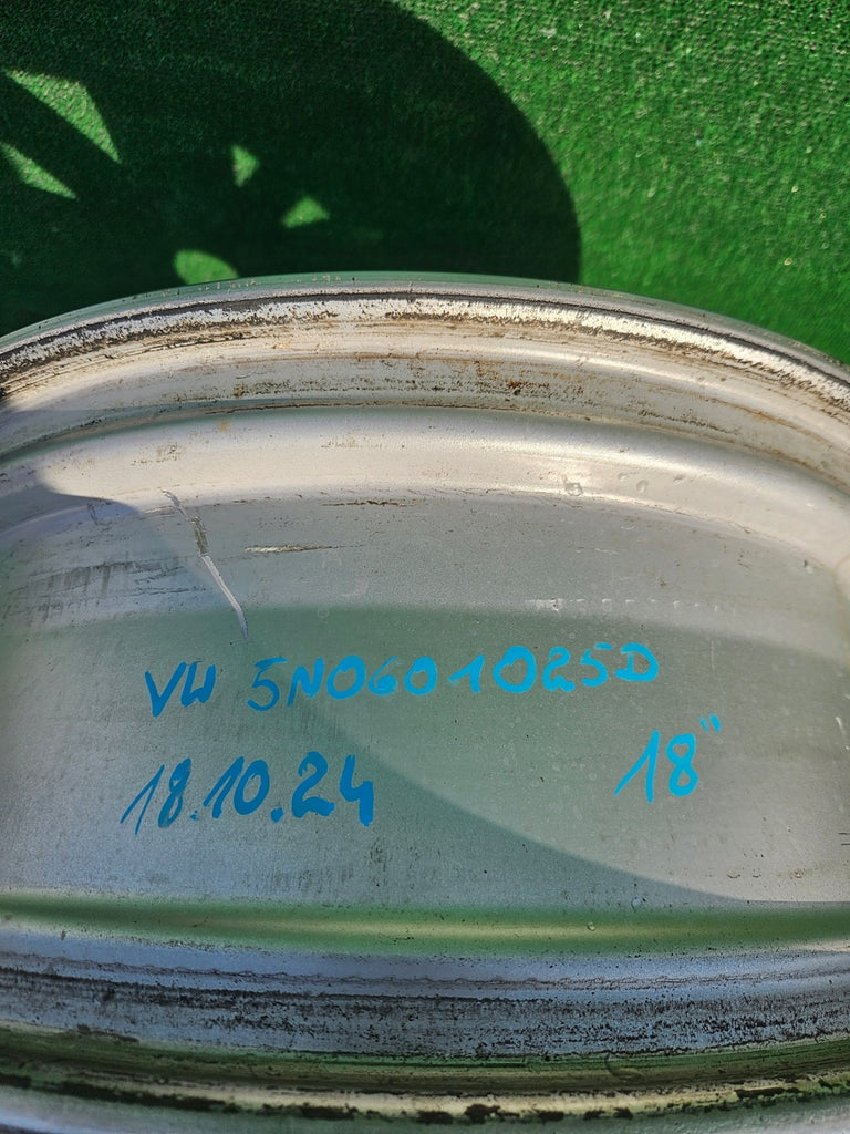 1x Alufelge 18 Zoll 7.0" 5x112 43ET Glanz Silber 5N0601025D VW I Rim Wheel FEL6968368807nf