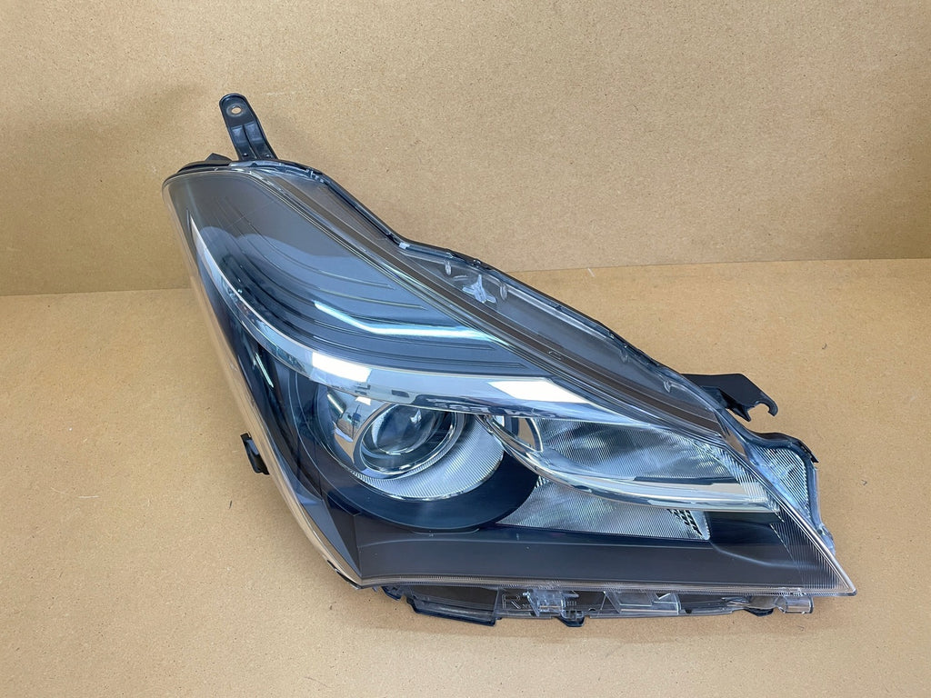 Frontscheinwerfer Toyota Yaris Rechts Scheinwerfer Headlight