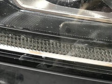 Laden Sie das Bild in den Galerie-Viewer, Frontscheinwerfer Jaguar F-Pace GX6313W029EH 0019624220PL7591 Rechts Headlight SCH1655663980ez