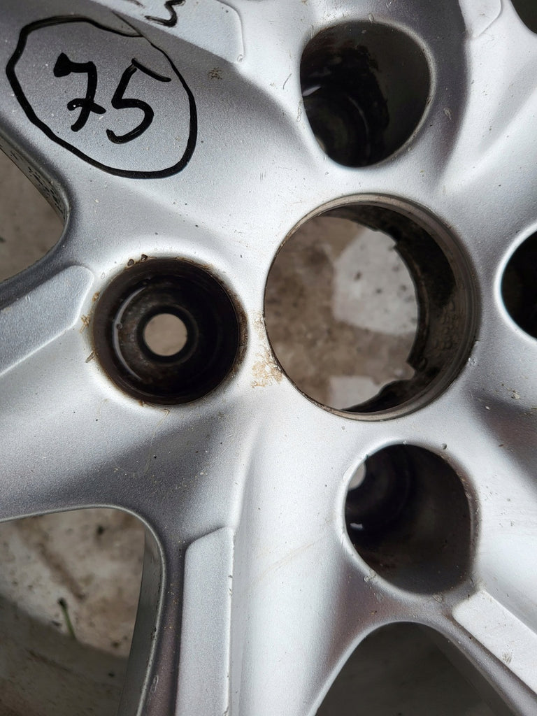 1x Alufelge 15 Zoll 6.0" 4x108 23ET Glanz Silber 9673773577 Peugeot Rim Wheel