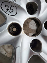 Load image into Gallery viewer, 1x Alufelge 15 Zoll 6.0&quot; 4x108 23ET Glanz Silber 9673773577 Peugeot Rim Wheel