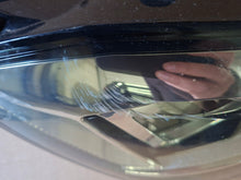 Laden Sie das Bild in den Galerie-Viewer, Frontscheinwerfer VW Touran 5TB941036B Rechts Scheinwerfer Headlight SCH1690081964vr