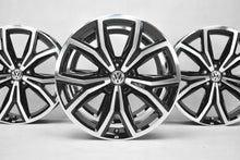 Laden Sie das Bild in den Galerie-Viewer, 4x Alufelge 18 Zoll 7.0" 5x100 39ET Glanz Schwarz 2GM601025F VW T-Cross Tcross FEL8285549346wk