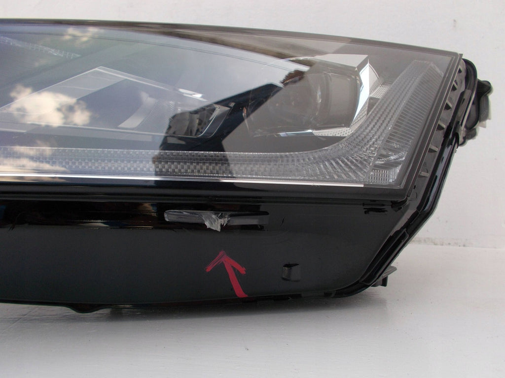Frontscheinwerfer Skoda Octavia 03011182330 5E4941015A Links Headlight SCH6728111244sk