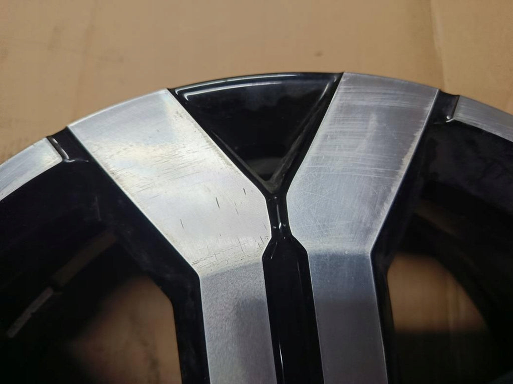 1x Alufelge 17 Zoll 6.5" 5x114.3 403000531R Renault Duster Rim Wheel FEL5842802106ob