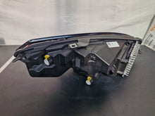 Laden Sie das Bild in den Galerie-Viewer, Frontscheinwerfer Jaguar E-Pace X540 J9C313W030 Links Scheinwerfer Headlight SCH5834019100ct