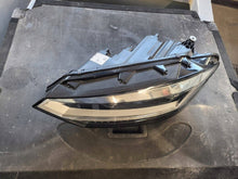 Laden Sie das Bild in den Galerie-Viewer, Frontscheinwerfer VW Touran 030129923316 5TB941081B Links Scheinwerfer Headlight SCH7148663253rc