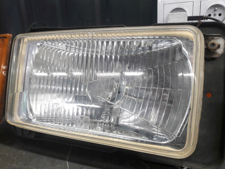 Frontscheinwerfer VW Jetta I 301-122930 Rechts Scheinwerfer Headlight SCH5830581413bx