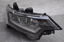Laden Sie das Bild in den Galerie-Viewer, Frontscheinwerfer Mitsubishi Outlander III 8301C8-64 LED Rechts Headlight
