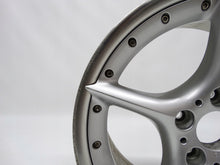 Load image into Gallery viewer, 1x Alufelge 18 Zoll 8.0&quot; 5x120 47ET Glanz Silber 6758194 BMW Z4 E85 Rim Wheel