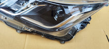 Laden Sie das Bild in den Galerie-Viewer, Frontscheinwerfer Toyota Corolla LED Links Scheinwerfer Headlight SCH4364528176hv