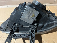 Laden Sie das Bild in den Galerie-Viewer, Frontscheinwerfer VW T5 Rechts Scheinwerfer Headlight