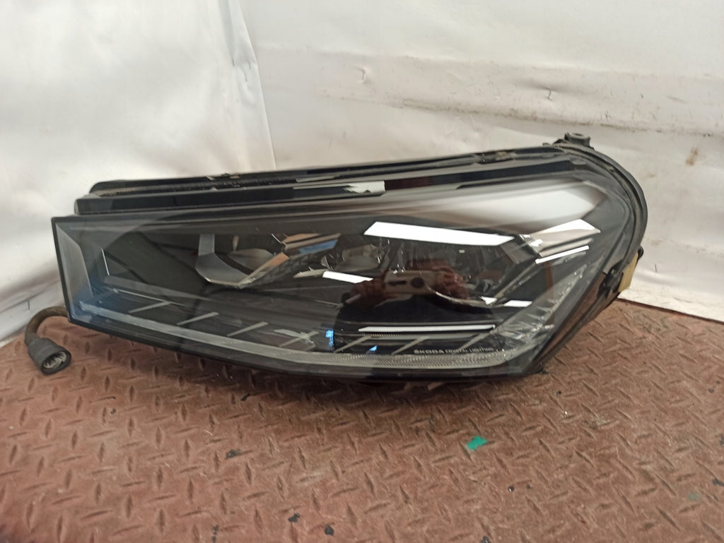 Frontscheinwerfer Skoda Fabia IV 6VB941015A Full LED Links Headlight SCH9450449902fb