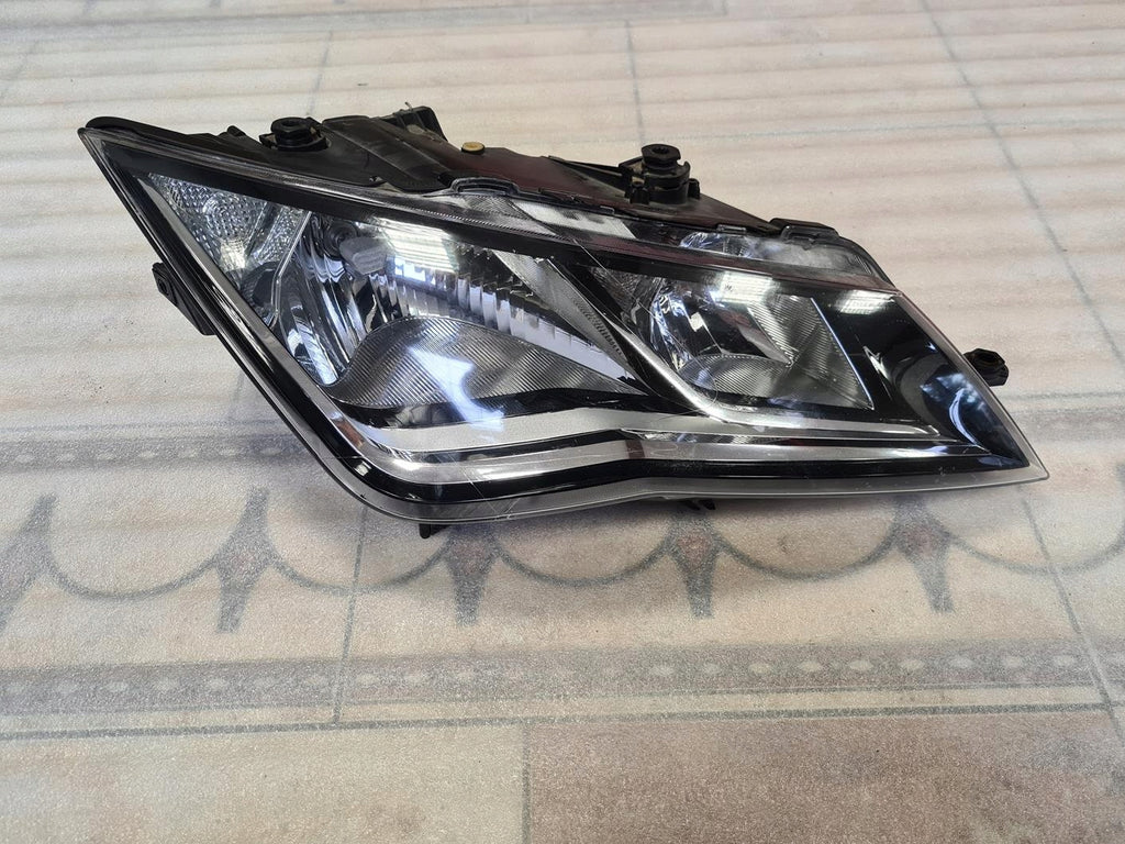 Frontscheinwerfer Seat Leon 5F1941006A Rechts Scheinwerfer Headlight