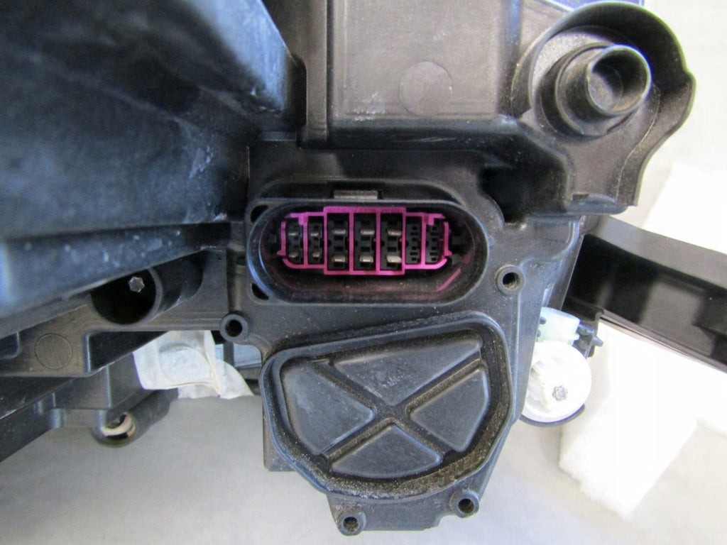 Frontscheinwerfer Skoda Enyaq 5LB941015B LED Links Scheinwerfer Headlight