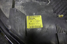 Laden Sie das Bild in den Galerie-Viewer, Frontscheinwerfer Volvo V50 30698886 Ein Satz Scheinwerfer Headlight SCH6117984459el