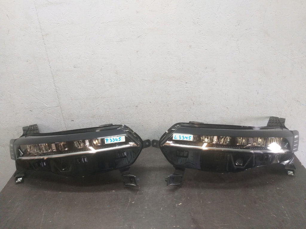 Frontscheinwerfer Renault Megane E Tech 260103279R 260605490R Rechts oder Links